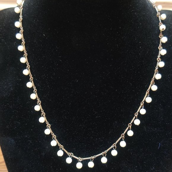 Kerri Linden faux pearl necklace - Picture 7 of 7